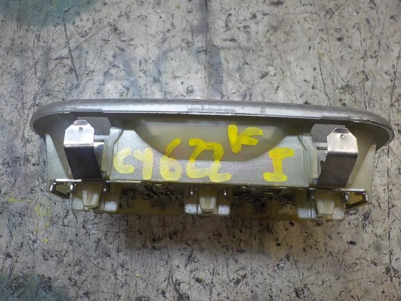 Recambio de piloto interior para peugeot 308 sport referencia OEM IAM   