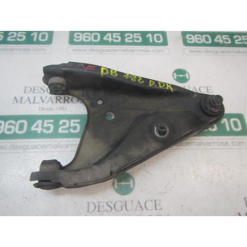 Recambio de brazo suspension inferior delantero derecho para dacia sandero básico referencia OEM IAM 545004269R  