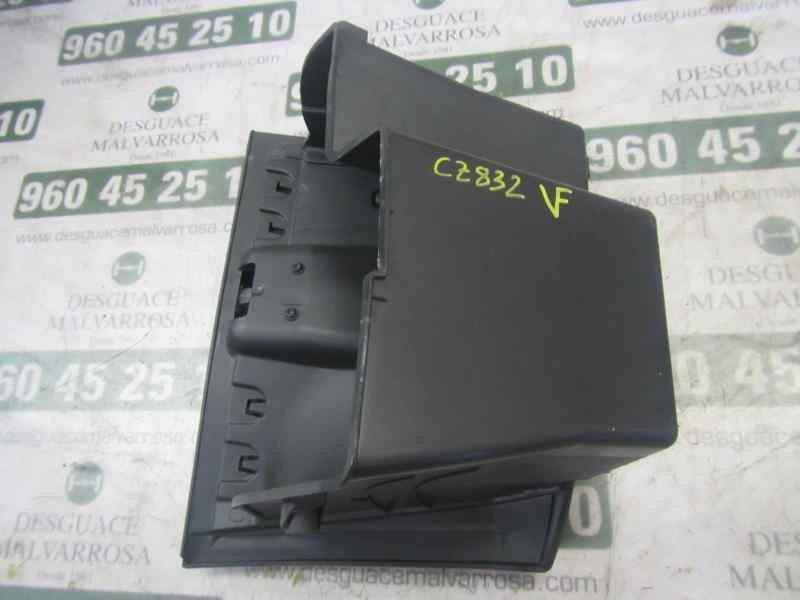 Recambio de guantera para ford fiesta (cb1) trend referencia OEM IAM 2014389  