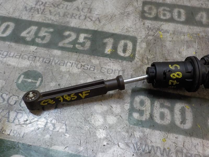 Recambio de bomba embrague para peugeot 3008 1.6 16v referencia OEM IAM 9689016580  