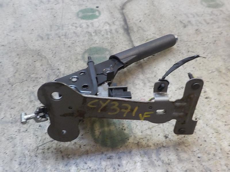 Recambio de palanca freno de mano para peugeot 207 1.6 16v hdi fap referencia OEM IAM   