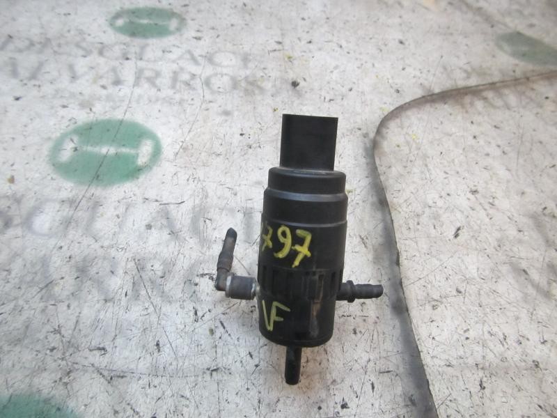 Recambio de bomba limpia para seat leon (1p1) reference referencia OEM IAM 1K6955651  