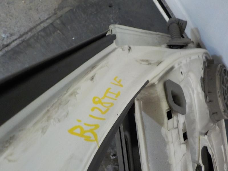 Recambio de puerta trasera izquierda para peugeot 407 confort referencia OEM IAM 9006H5  