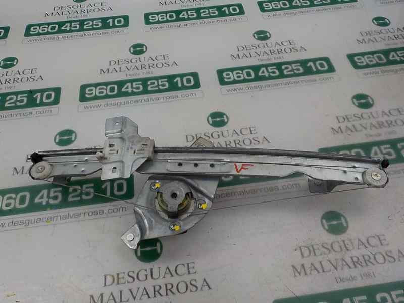 Recambio de elevalunas delantero derecho para dacia sandero básico referencia OEM IAM 8200733828  