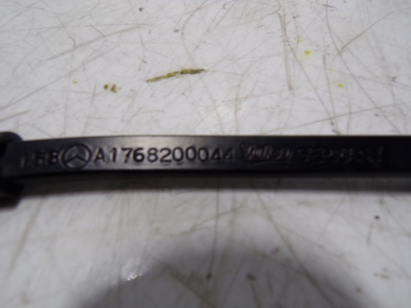 Recambio de brazo limpia delantero izquierdo para infiniti q30 1.6 16v cat referencia OEM IAM 288815DF0A A1768200044 