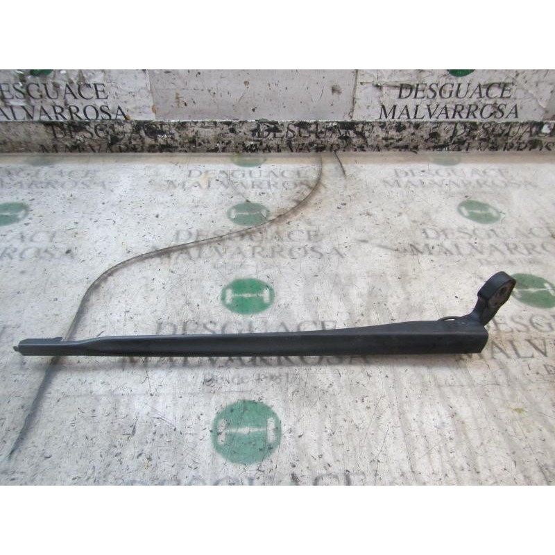 Recambio de brazo limpia delantero derecho para seat leon (1p1) reference referencia OEM IAM 1P0955410A1P9  