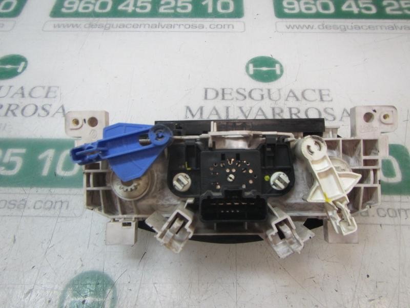 Recambio de mando calefaccion / aire acondicionado para dacia sandero básico referencia OEM IAM 6001551800  