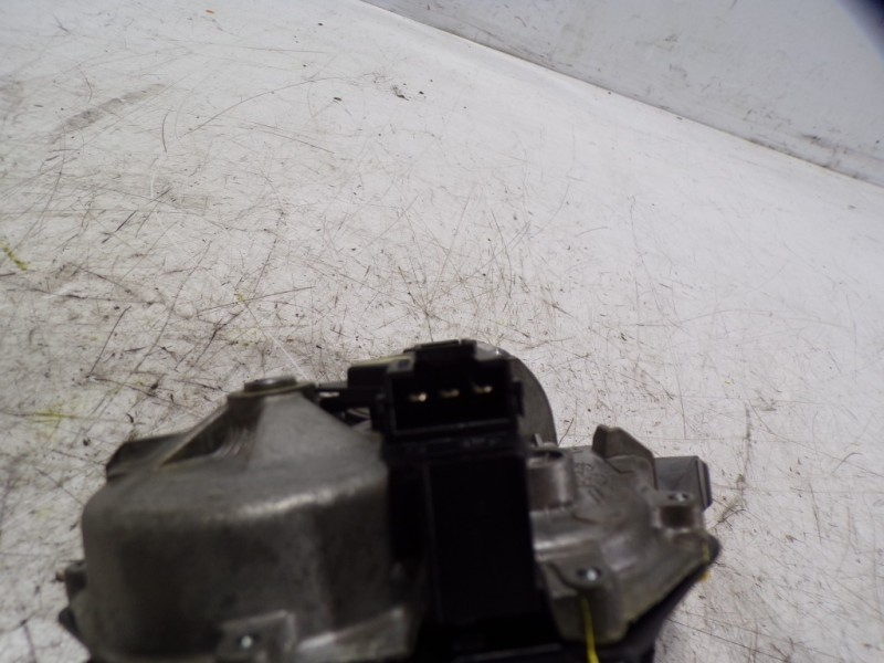 Recambio de motor limpia trasero para opel insignia berlina 2.0 cdti referencia OEM IAM  13269910 