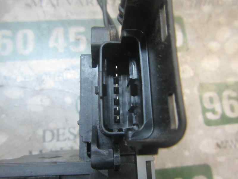 Recambio de cerradura puerta trasera derecha para peugeot 3008 1.6 16v referencia OEM IAM 9138Z9  