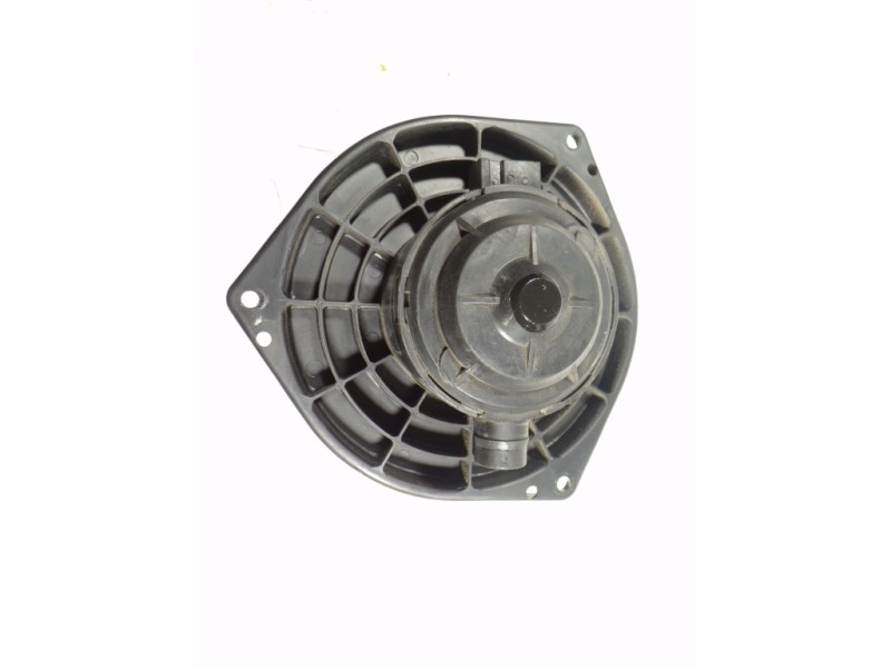 Recambio de motor calefaccion para ssangyong actyon 2.0 td cat referencia OEM IAM 6811109150 40510442 40510442