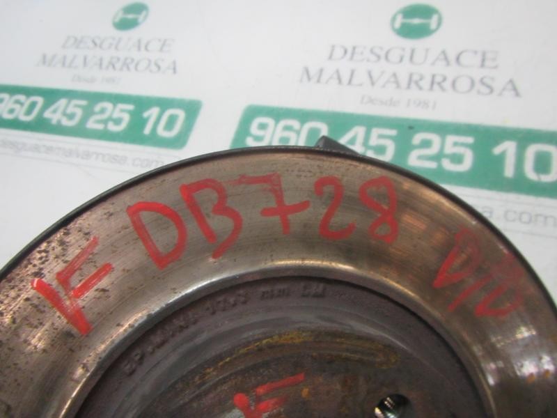 Recambio de mangueta delantera derecha para dacia sandero básico referencia OEM IAM 6001548867  