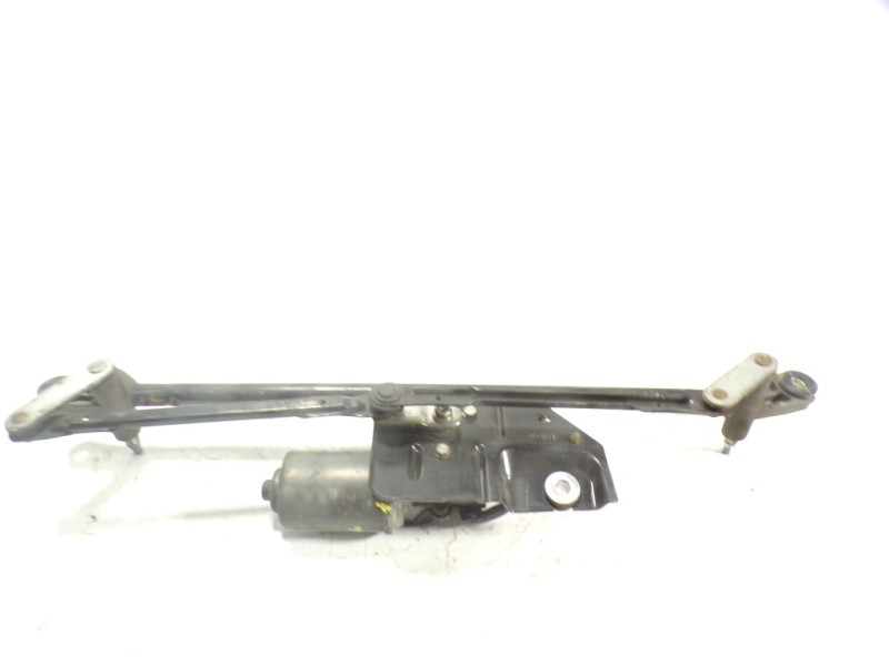 Recambio de motor limpia delantero para ssangyong actyon 2.0 td cat referencia OEM IAM 8611009002  