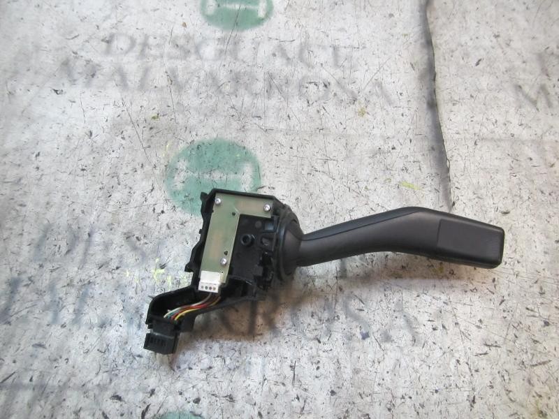 Recambio de mando intermitentes para seat leon (1p1) reference referencia OEM IAM 1K0953513E9B9 1K0953513 