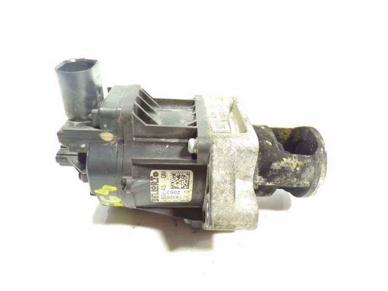 Recambio de valvula egr para opel insignia berlina 2.0 cdti referencia OEM IAM  55566052 