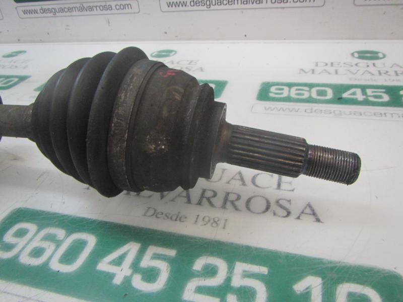 Recambio de transmision derecha para dacia sandero básico referencia OEM IAM 391005598R  