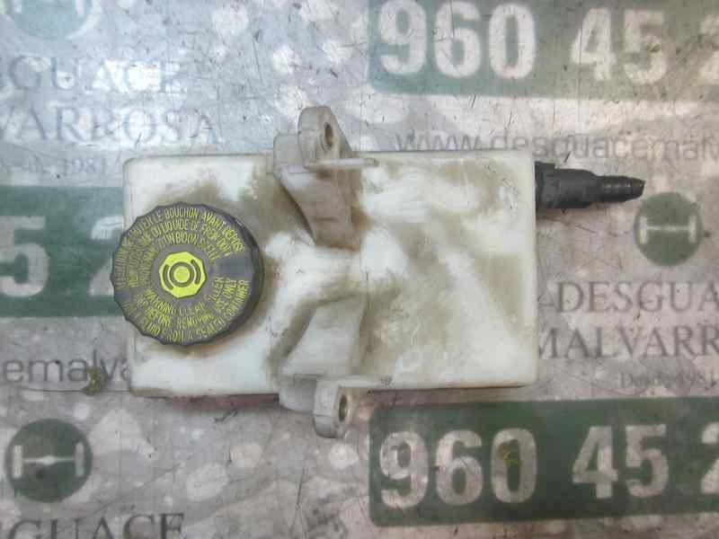 Recambio de deposito servo para peugeot 3008 1.6 16v referencia OEM IAM 4635C3  