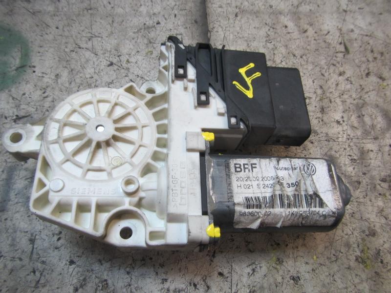 Recambio de motor elevalunas trasero derecho para seat leon (1p1) reference referencia OEM IAM 1K0959704GL03 1K0959704G 