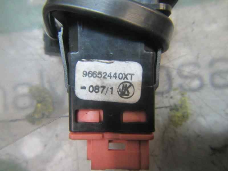 Recambio de warning para peugeot 3008 1.6 16v referencia OEM IAM 6242WT 96652440XT 