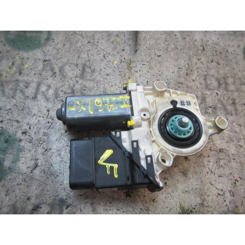 Recambio de motor elevalunas trasero izquierdo para seat leon (1p1) reference referencia OEM IAM 1K0959703GL03 1K0959703G 