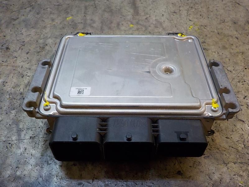 Recambio de centralita motor uce para peugeot 207 1.4 hdi referencia OEM IAM   