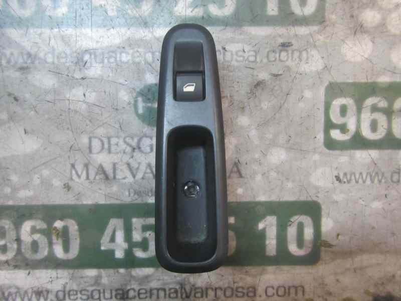 Recambio de mando elevalunas trasero derecho para peugeot 3008 1.6 16v referencia OEM IAM 6490RK 96759764ZD 