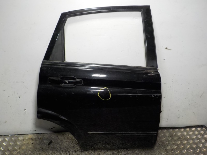 Recambio de puerta trasera derecha para ssangyong actyon 2.0 td cat referencia OEM IAM   
