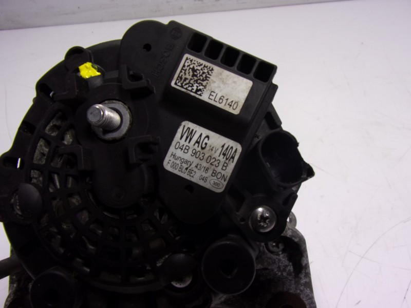 Recambio de alternador para seat ibiza (6p1) 1.4 tdi referencia OEM IAM  04B903023B 