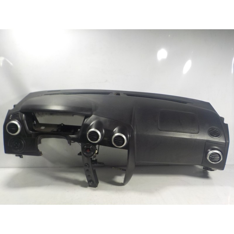 Recambio de salpicadero para ssangyong actyon 2.0 td cat referencia OEM IAM 8621031002 8621031002 