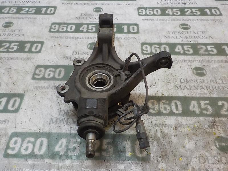 Recambio de mangueta delantera derecha para peugeot 3008 1.6 16v referencia OEM IAM 364796  