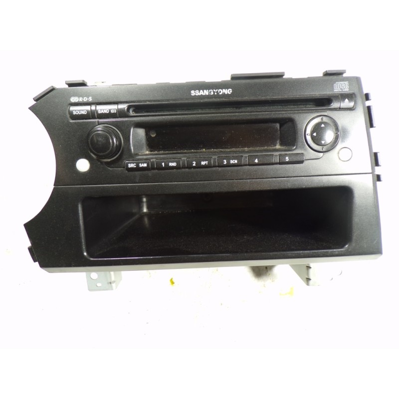 Recambio de sistema audio / radio cd para ssangyong actyon 2.0 td cat referencia OEM IAM  8910009070 A2C53251127