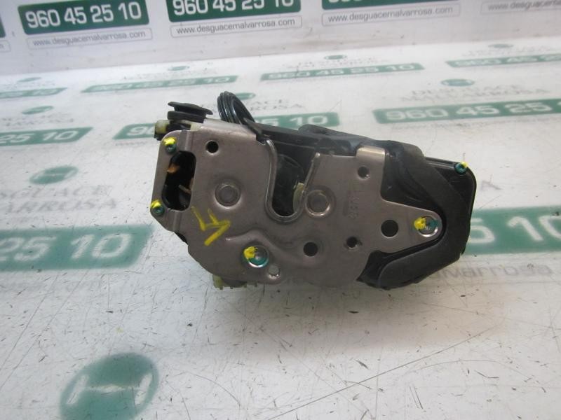 Recambio de cerradura puerta trasera derecha para chevrolet cruze 2.0 diesel cat referencia OEM IAM 13579566 13503808 