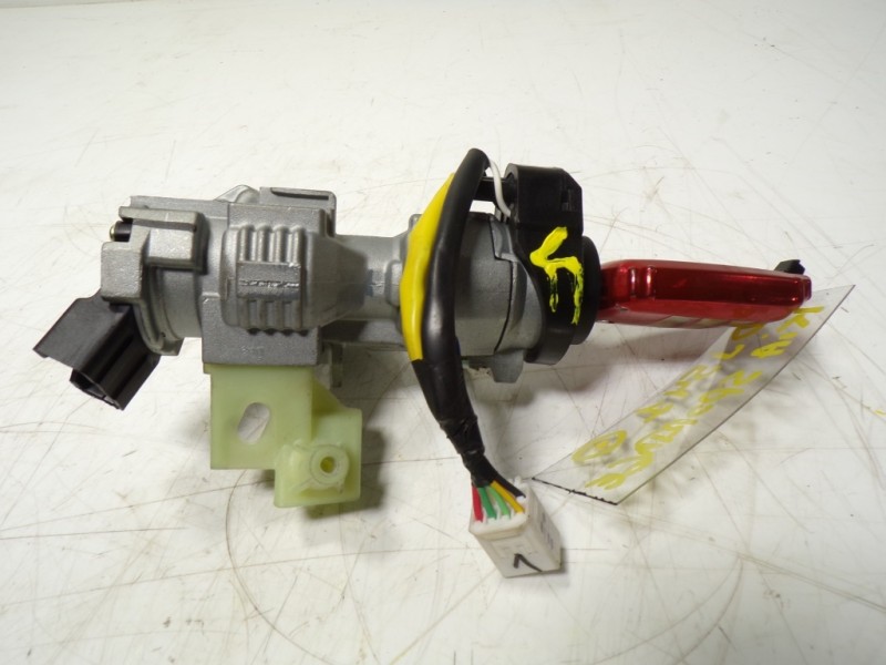 Recambio de antirrobo para kia sportage 1.6 cat referencia OEM IAM 81910D3000 81910D3000 