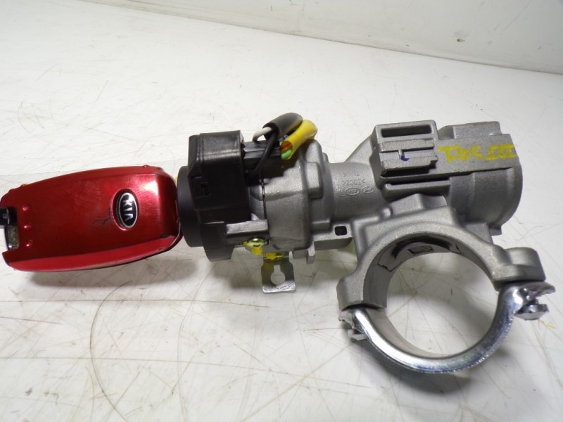 Recambio de antirrobo para kia sportage 1.6 cat referencia OEM IAM 81910D3000 81910D3000 