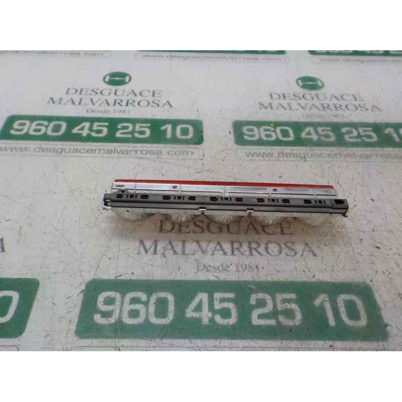 Recambio de piloto trasero central para fiat nuova 500 (150) 1.3 16v jtd cat referencia OEM IAM 735453535  