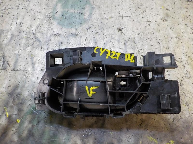 Recambio de maneta interior delantera derecha para peugeot 207 1.4 hdi referencia OEM IAM   