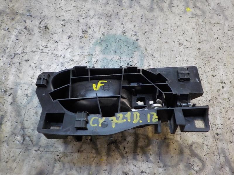 Recambio de maneta interior delantera izquierda para peugeot 207 1.4 hdi referencia OEM IAM   