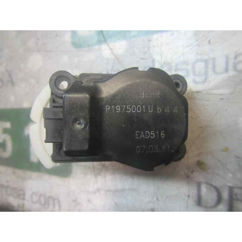 Recambio de motor apertura trampillas climatizador para peugeot 3008 1.6 16v referencia OEM IAM 647997  