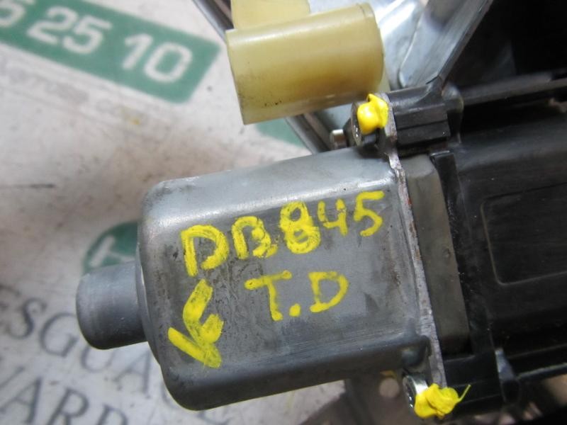 Recambio de elevalunas trasero derecho para chevrolet cruze 2.0 diesel cat referencia OEM IAM 95999490  