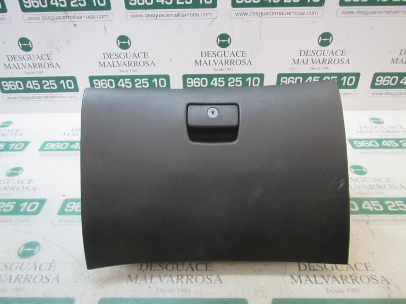 Recambio de guantera para chevrolet cruze 2.0 diesel cat referencia OEM IAM 42426839  