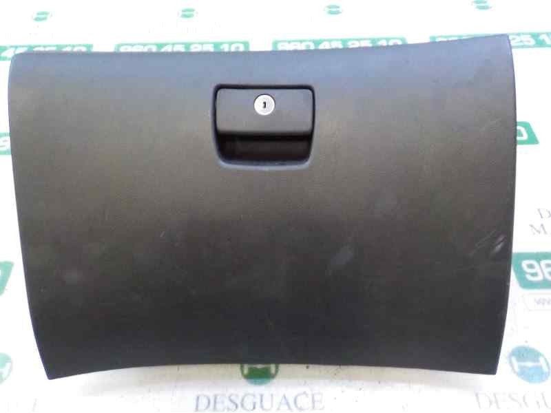 Recambio de guantera para chevrolet cruze 2.0 diesel cat referencia OEM IAM 42426839  