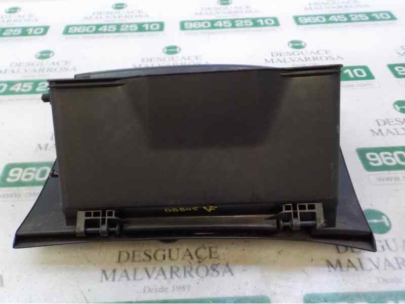 Recambio de guantera para chevrolet cruze 2.0 diesel cat referencia OEM IAM 42426839  