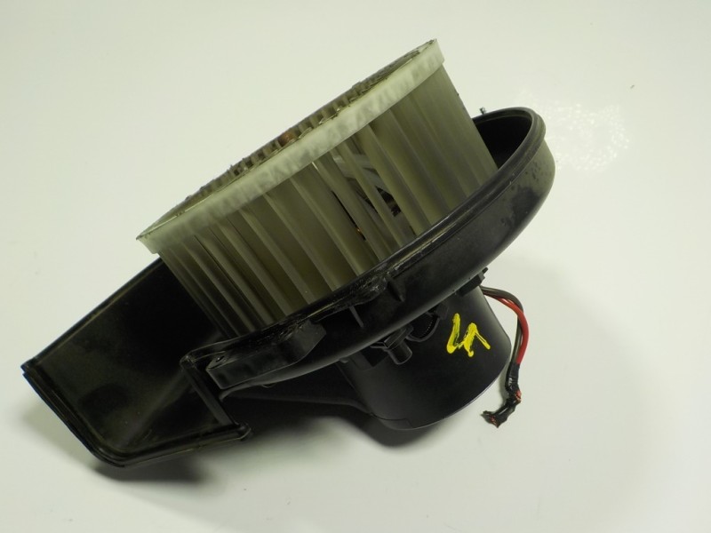 Recambio de motor calefaccion para seat ibiza (6p1) 1.0 referencia OEM IAM 6R1819015 6R1819015A 