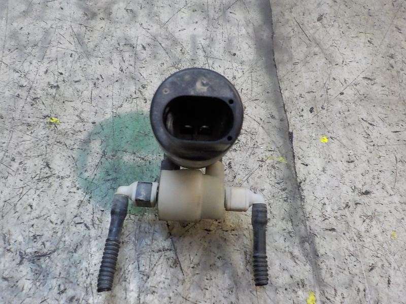 Recambio de bomba limpia para seat ibiza (6j5) reference referencia OEM IAM 1K6955651  