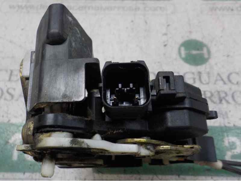 Recambio de cerradura puerta trasera derecha para mitsubishi colt berlina 3 (cz) 1.3 cat referencia OEM IAM   