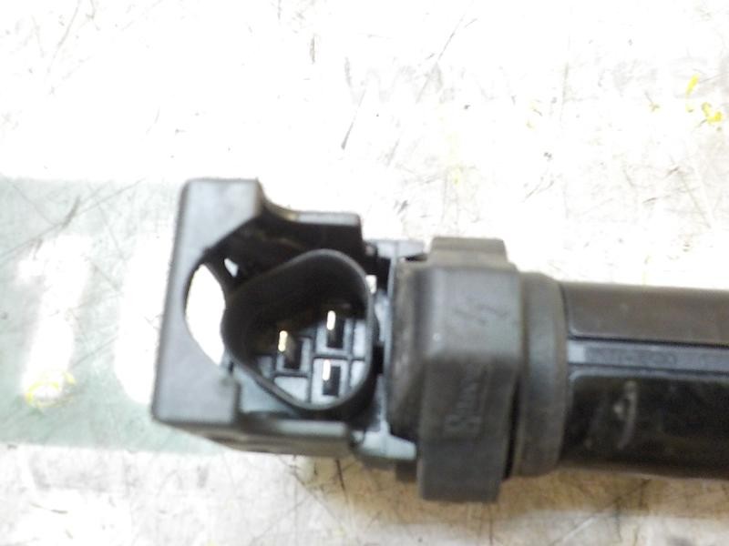 Recambio de bobina para peugeot 3008 1.6 16v referencia OEM IAM 597064  