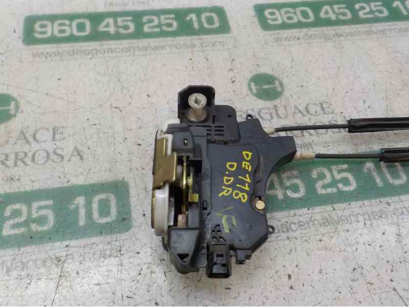 Recambio de cerradura puerta delantera derecha para mitsubishi colt berlina 3 (cz) 1.3 cat referencia OEM IAM   