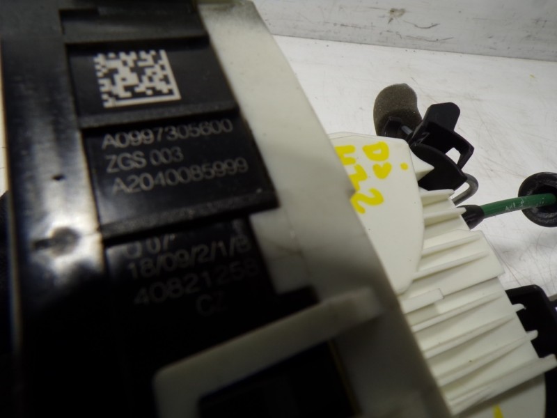 Recambio de cerradura puerta trasera derecha para infiniti q30 1.6 16v cat referencia OEM IAM 825005DM0B A0997305600 