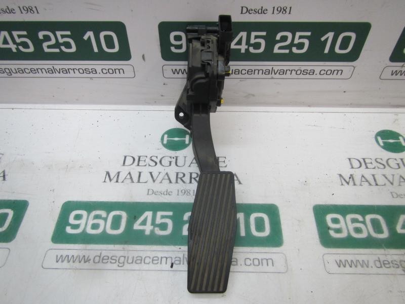 Recambio de potenciometro pedal para chevrolet cruze 2.0 diesel cat referencia OEM IAM 13252702 13252702 