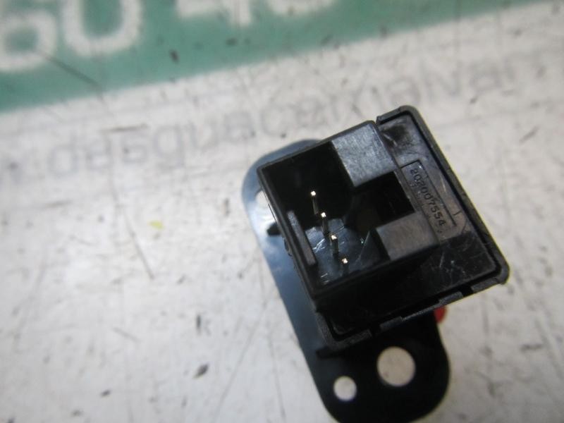 Recambio de warning para chevrolet cruze 2.0 diesel cat referencia OEM IAM 95214143  