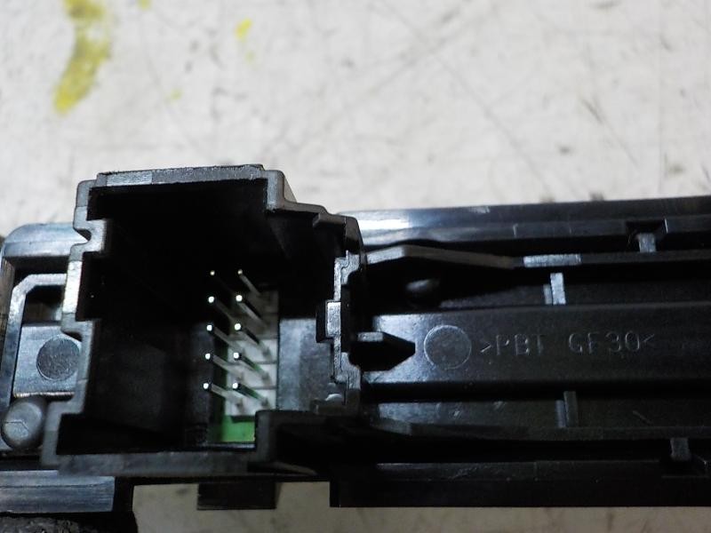 Recambio de warning para opel insignia berlina excellence referencia OEM IAM   